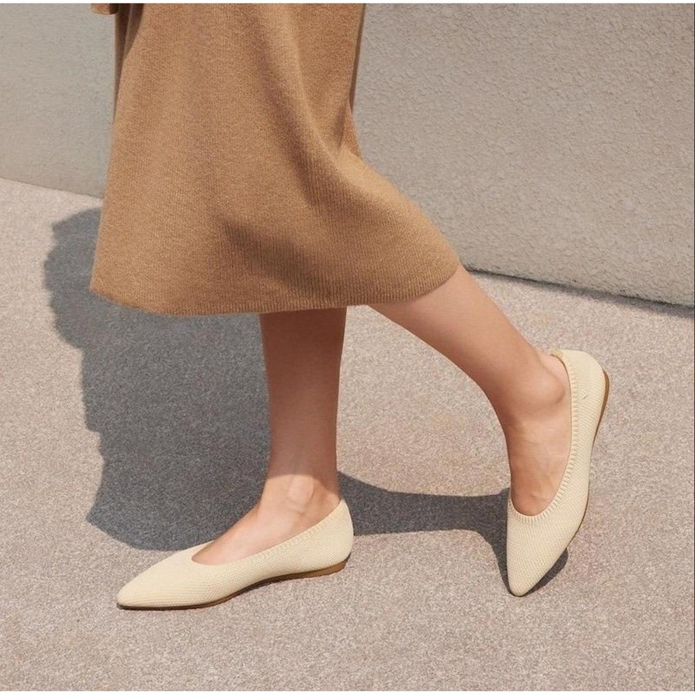 Vivaia Aria Pointed Toe Flats Beige Knit Sustainable Slip On Shoes Size 39